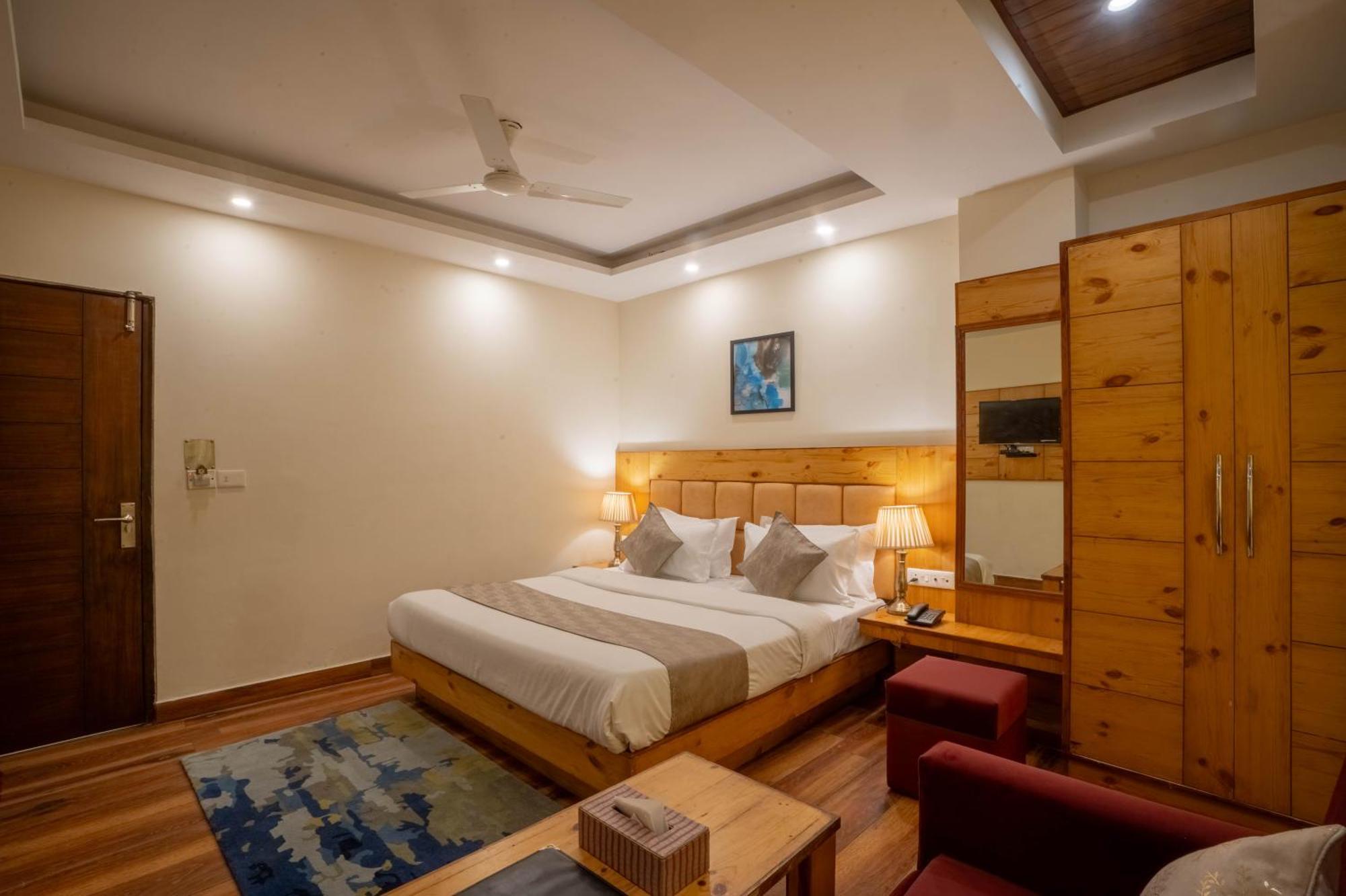 Perfectstayz Valley Vista 5 Min Walk To Mall Road Mussoorie Eksteriør billede