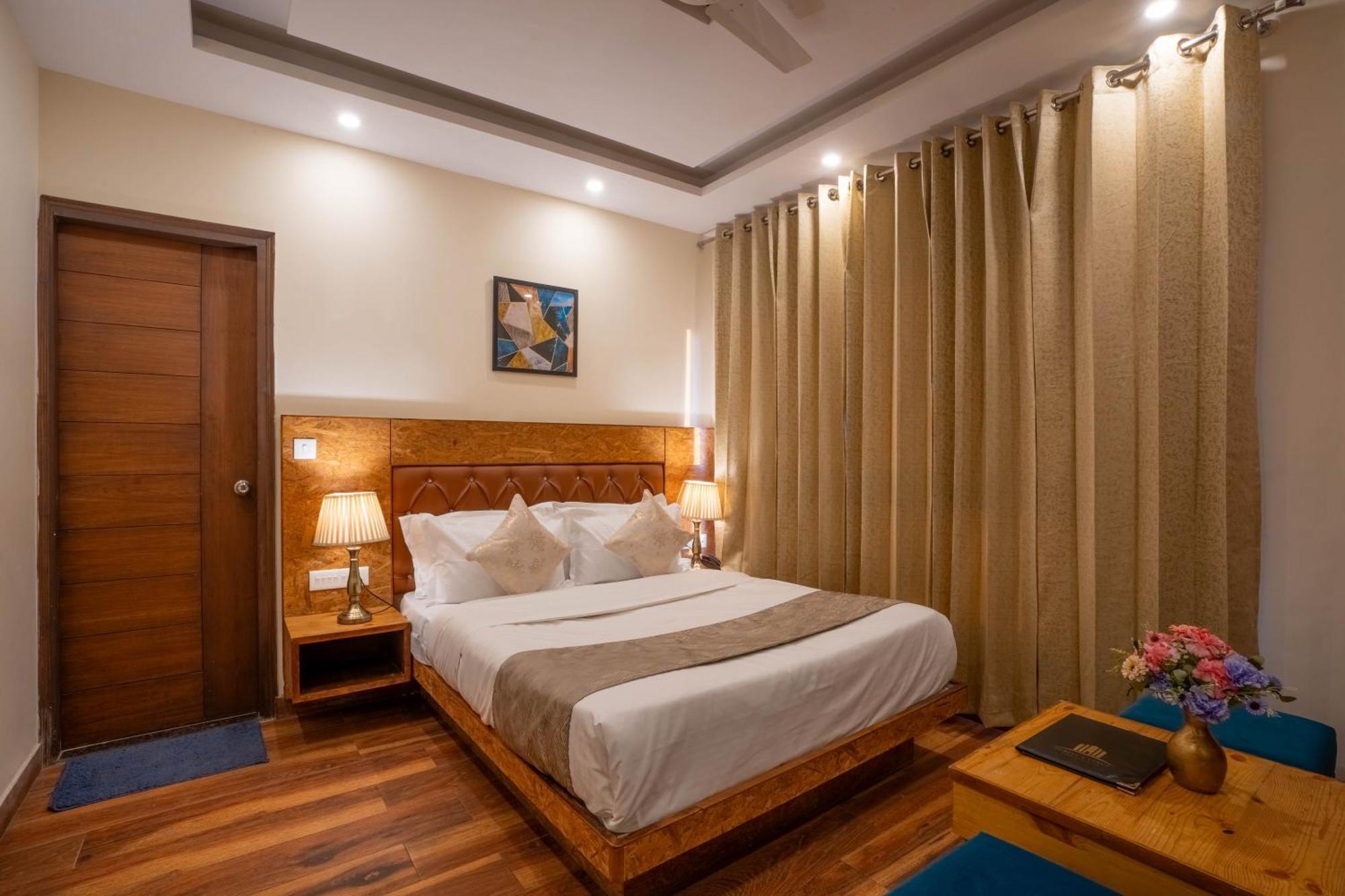 Perfectstayz Valley Vista 5 Min Walk To Mall Road Mussoorie Eksteriør billede