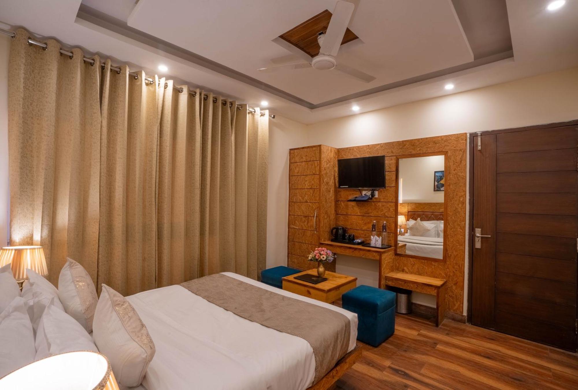 Perfectstayz Valley Vista 5 Min Walk To Mall Road Mussoorie Eksteriør billede