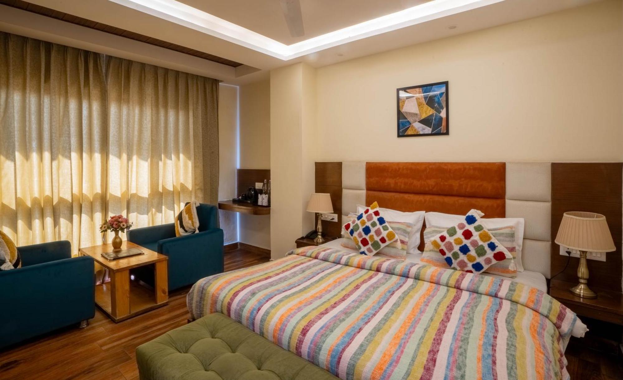 Perfectstayz Valley Vista 5 Min Walk To Mall Road Mussoorie Eksteriør billede